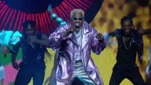 Awilo performing at the amvca